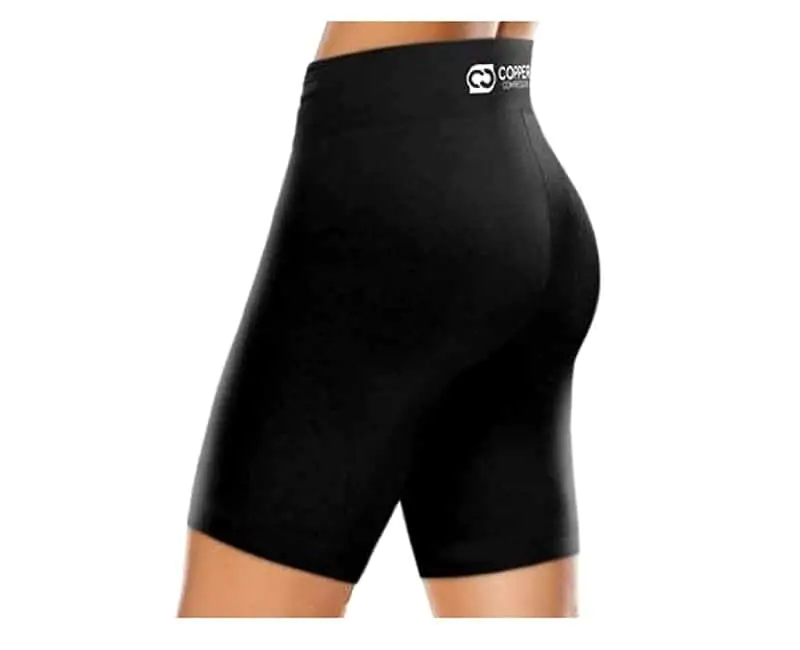 how to dress androgynous with curves