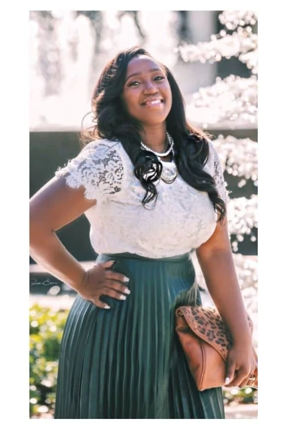 Green skirts outfit for plus size