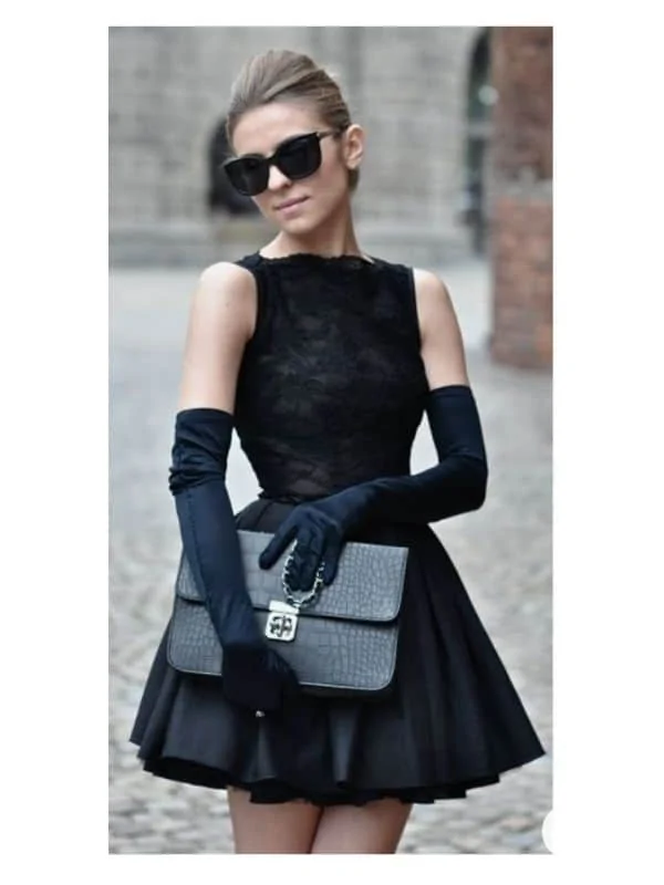 What to wear to a Cabaret night