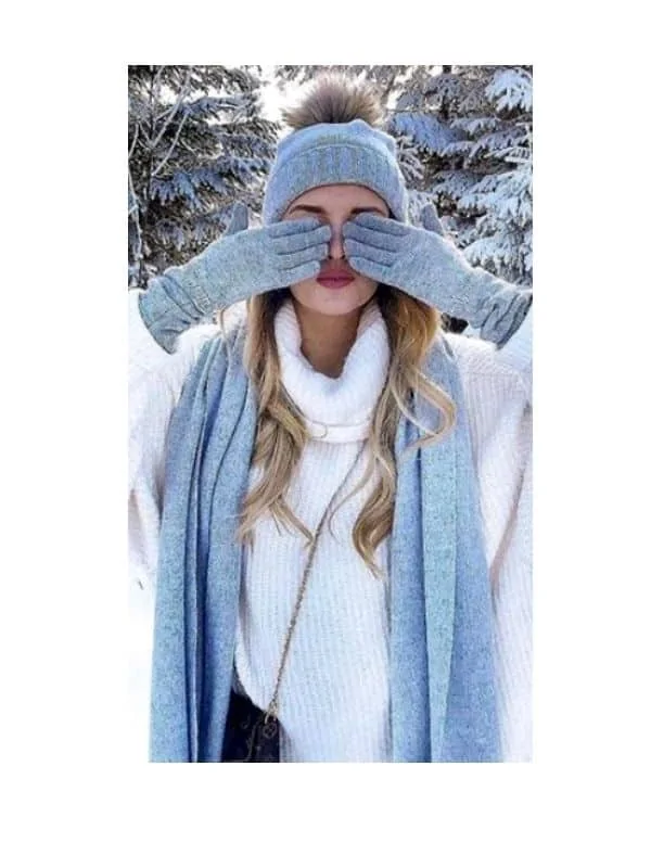 snow day outfits winter What to wear to play in snow