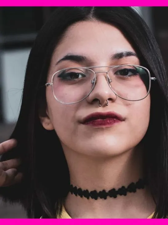 *2026* How to wear a choker top even for a round face?10 tips!