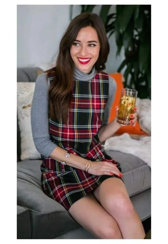 Cute friendsgiving outfits