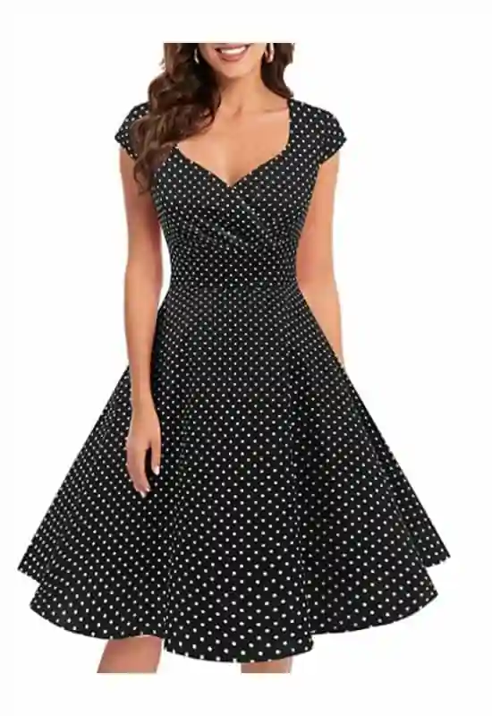 Black Minnie mouse inspired outfit for Halloween