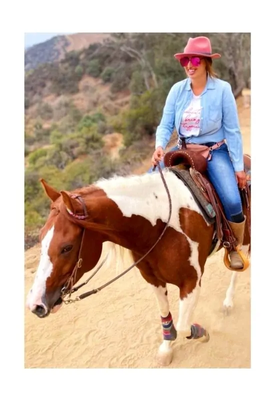 Cute fall horseback riding outfits