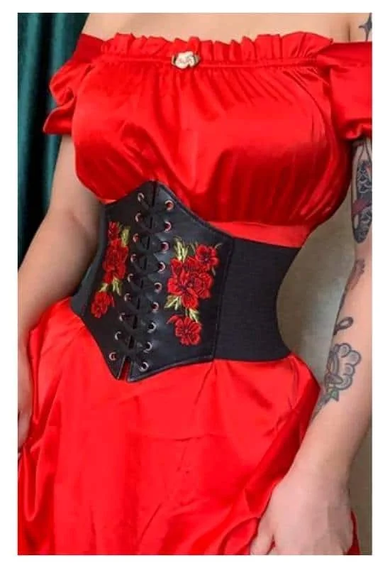 what to wear to a gothic wedding