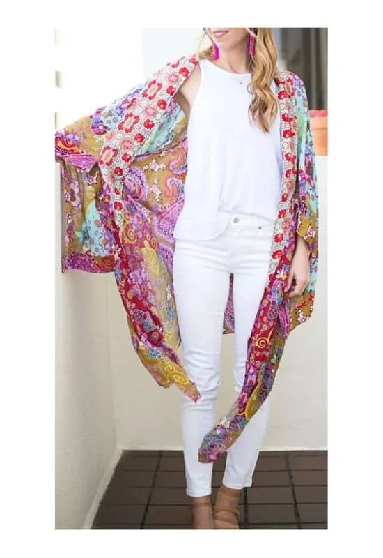 How to wear a kimono with jeans