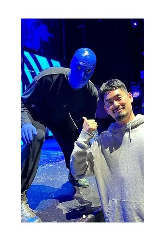 what to wear to blue man group chicago