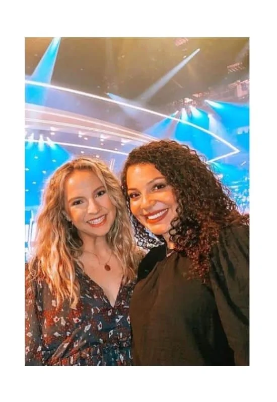 what to wear to the CMA awards 2022 