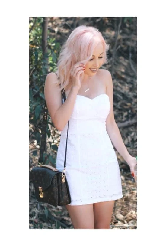 What to wear with pink hair