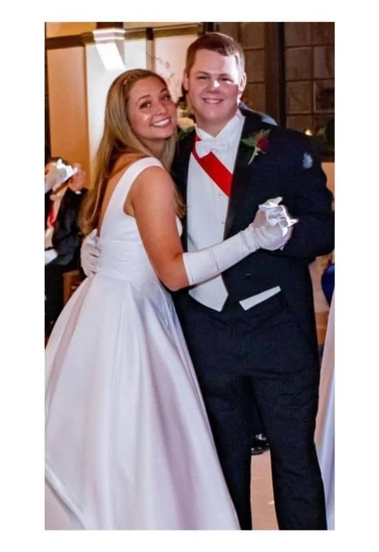 What happens at a debutante ball