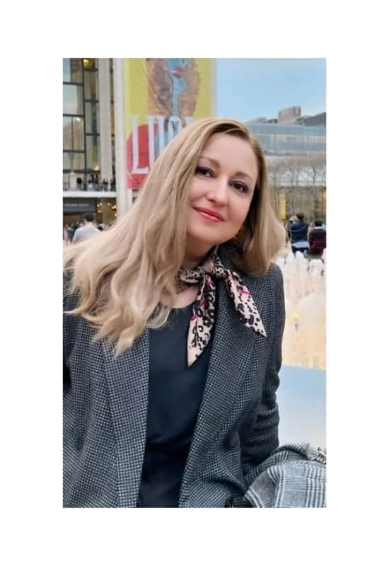 What to wear to the opera in winter