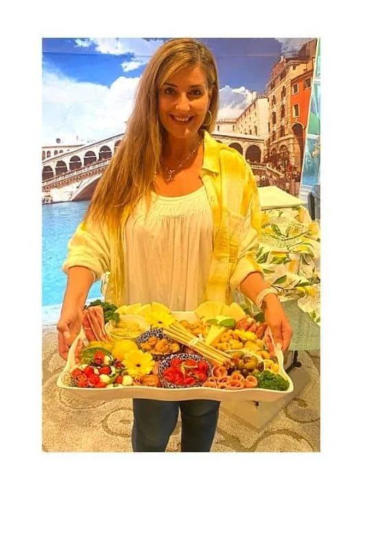 what to wear to Italian themed party