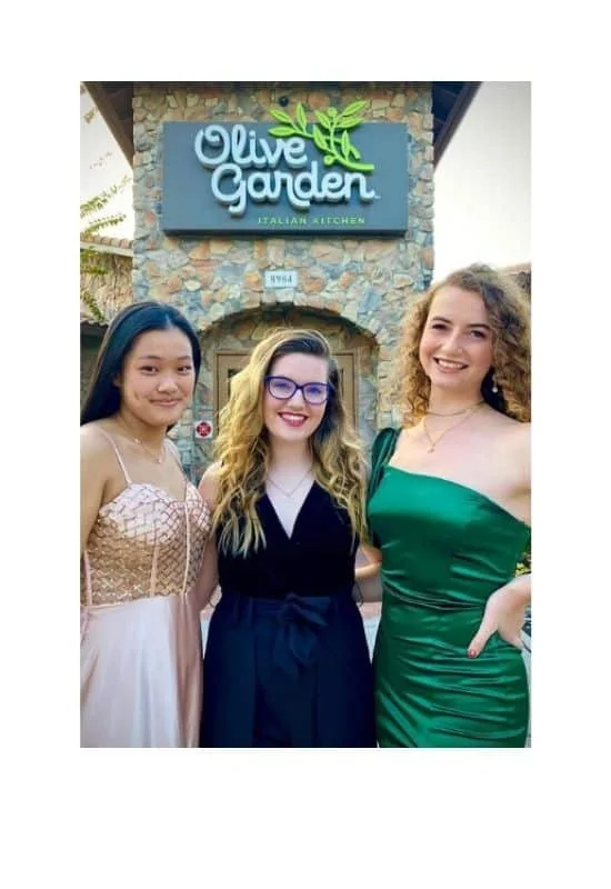 What to wear to an Olive Garden girl's date