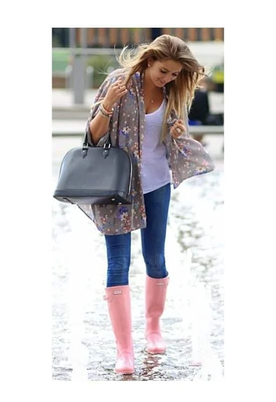 Casual garden party outfits in the rain