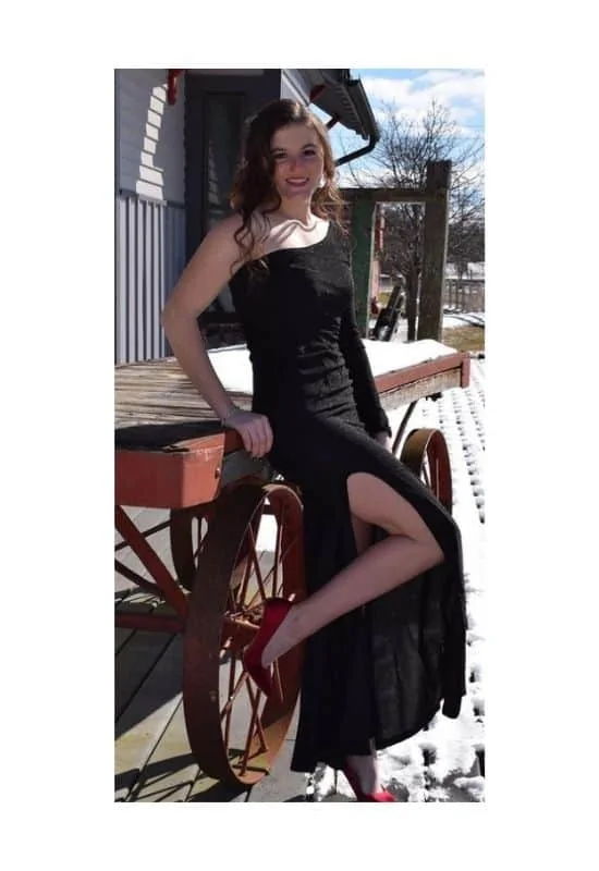 What NOT to wear to a military ball