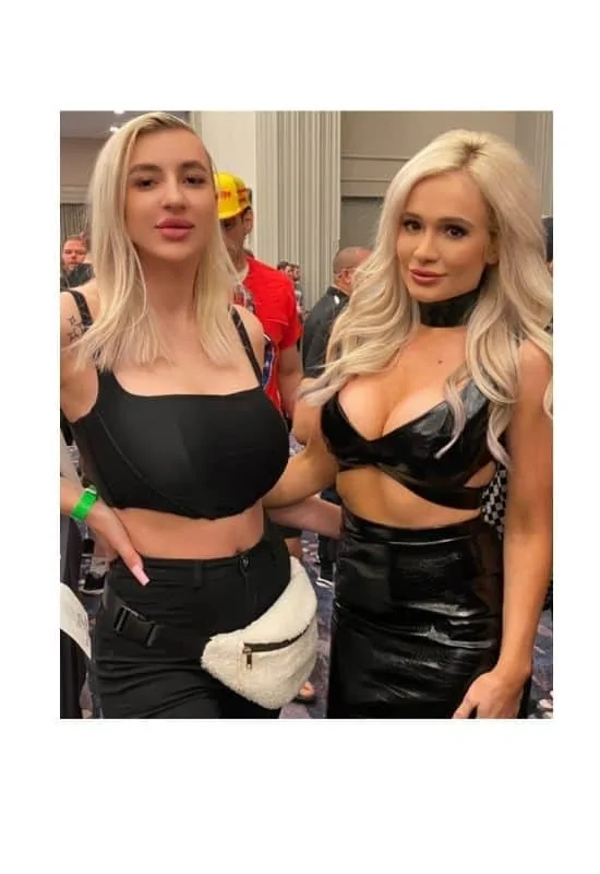 Easy WWE costumes