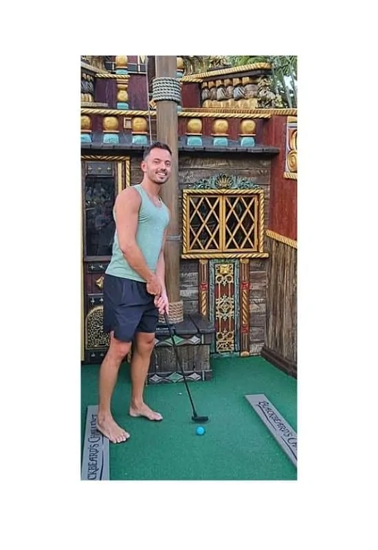 What to wear to mini-golf guys