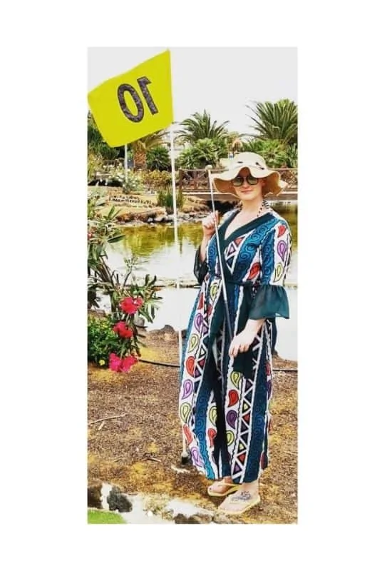 what shoes to wear to mini golf