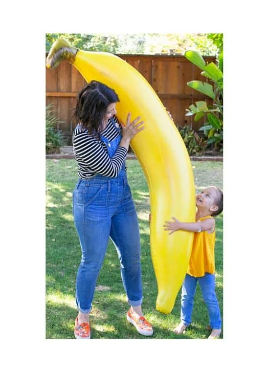 Wear overall for outdoor child birthday party