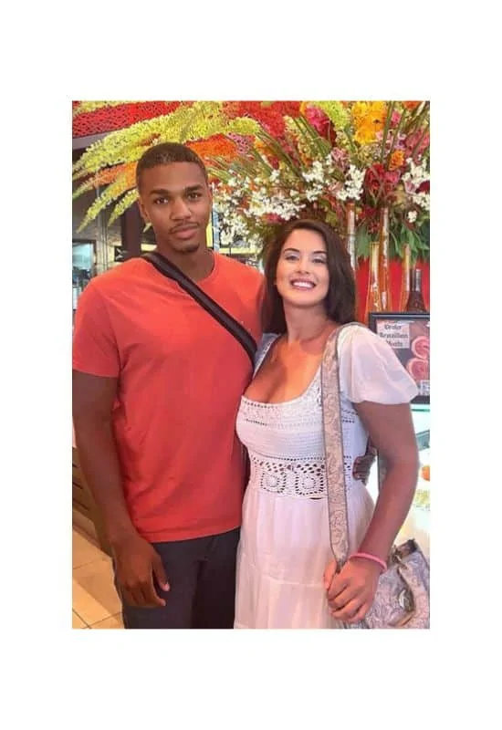 Can I wear jeans to Texas de Brazil