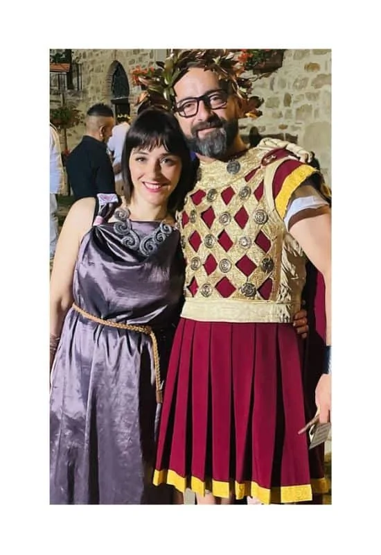 Roman toga themed party outfits