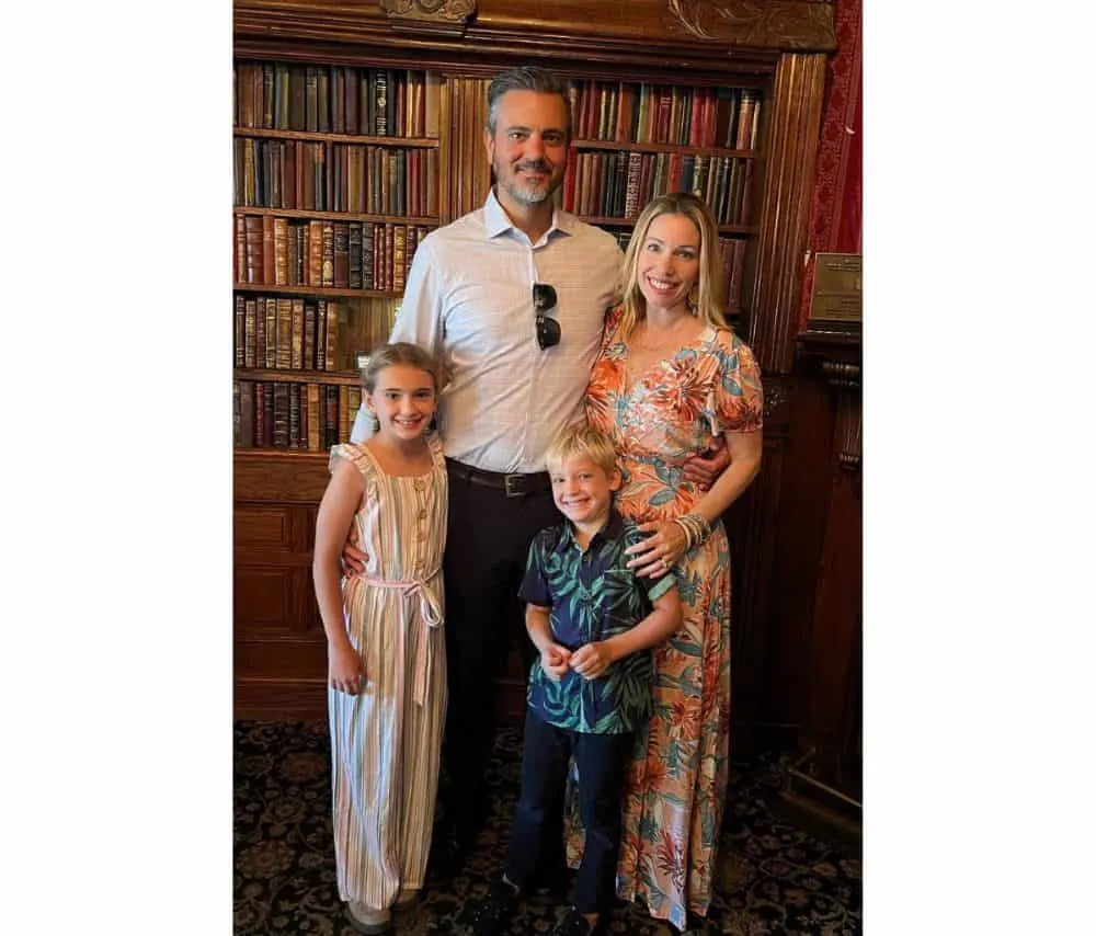 What to wear to magic castle as Family