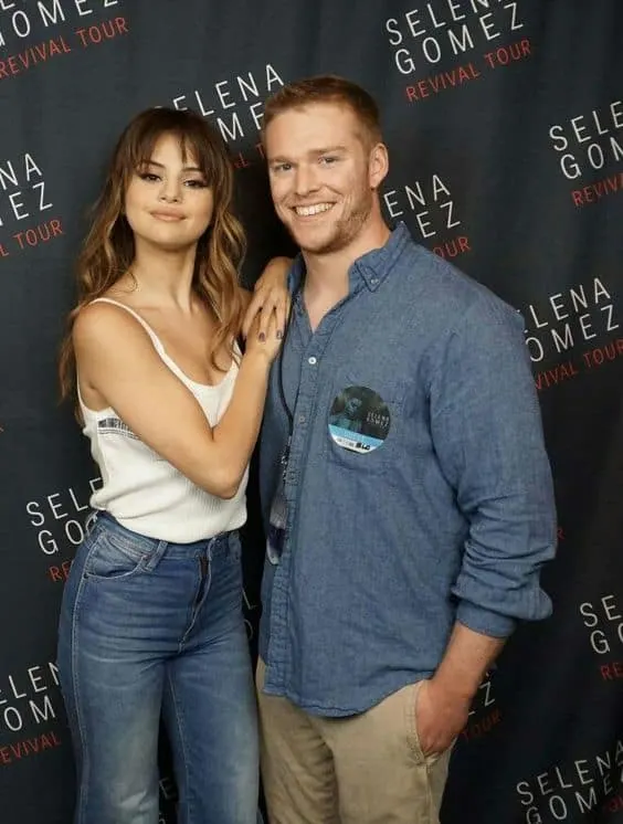 what to wear to a celebrity meet and greet