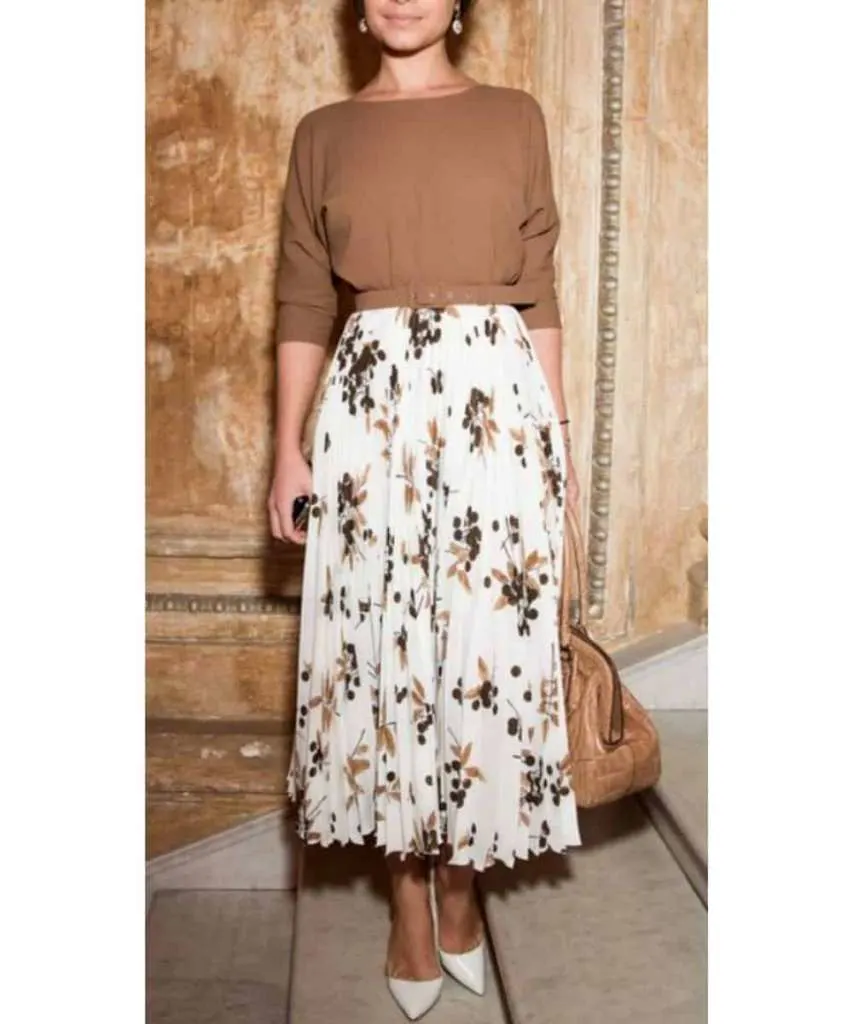 Fall beach wedding guest dresses for over 50