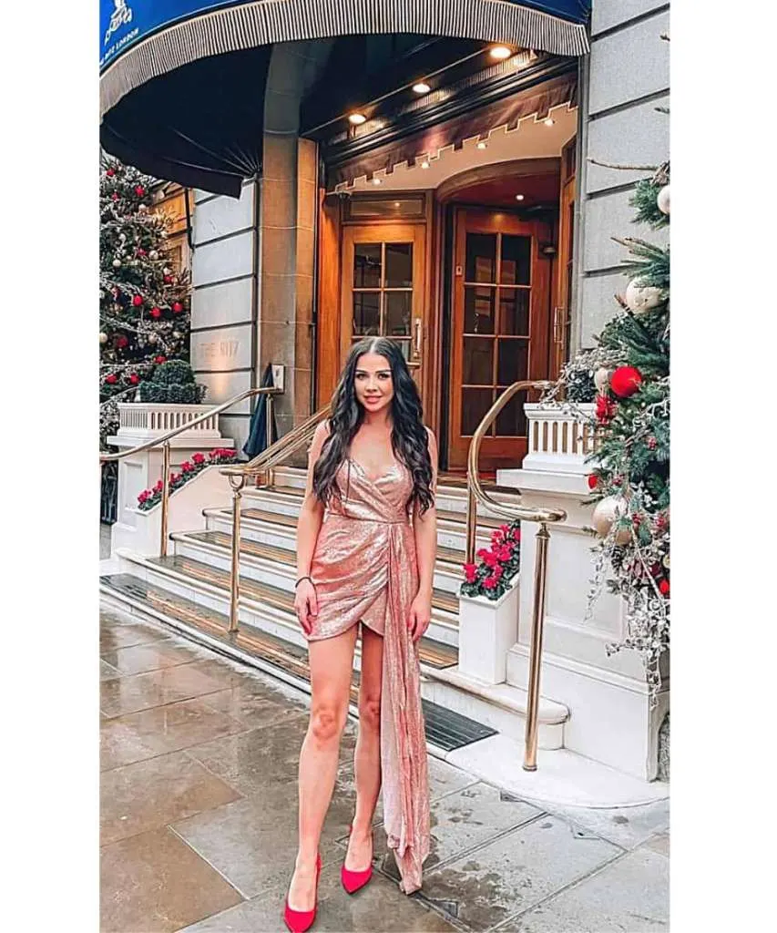 Modern high tea outfits