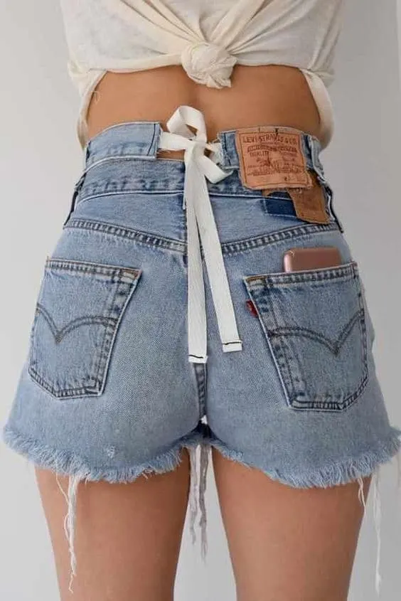 how to hide muffin top in jeans