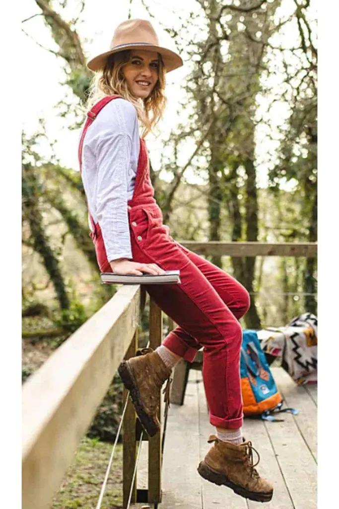 fedora hat street style women