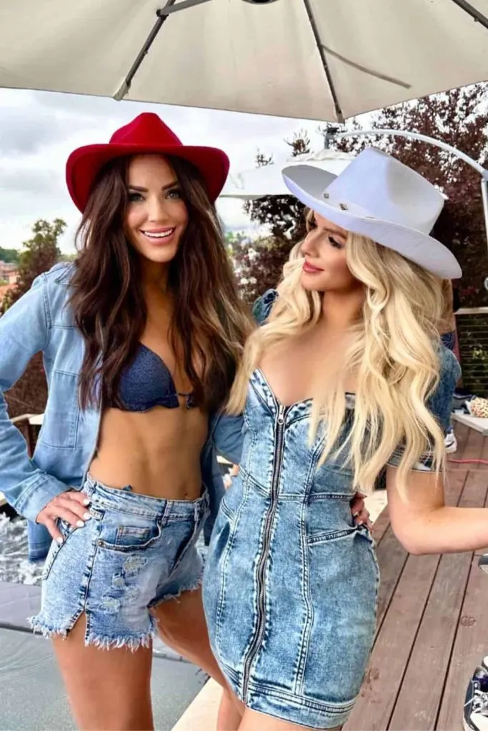 Denim and diamonds outfits for ladies