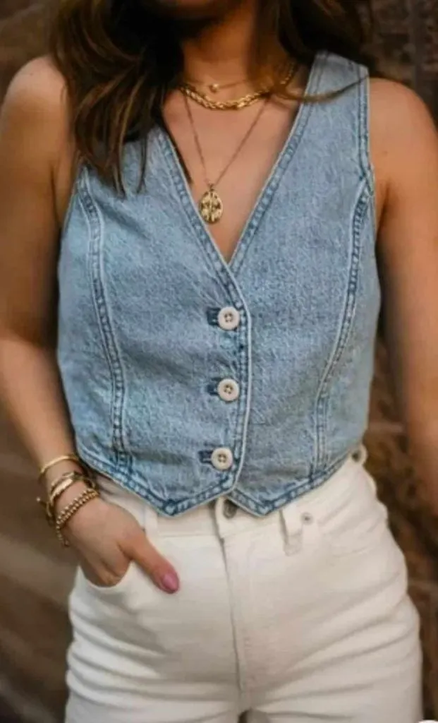 how to wear waistcoat casually