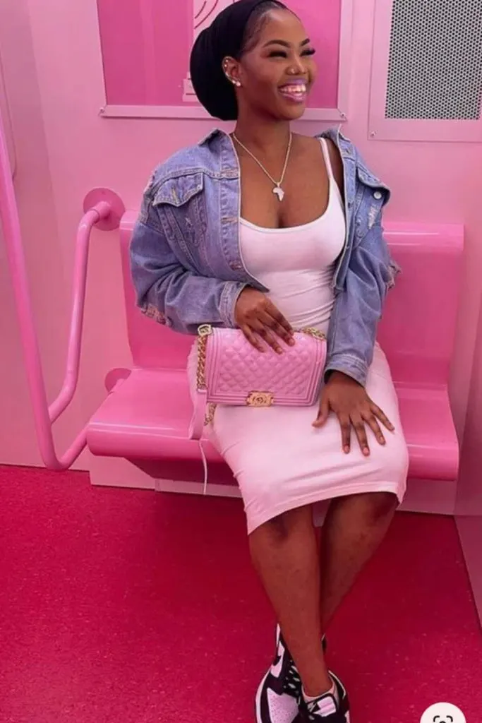 BADDIE outfit sneaker