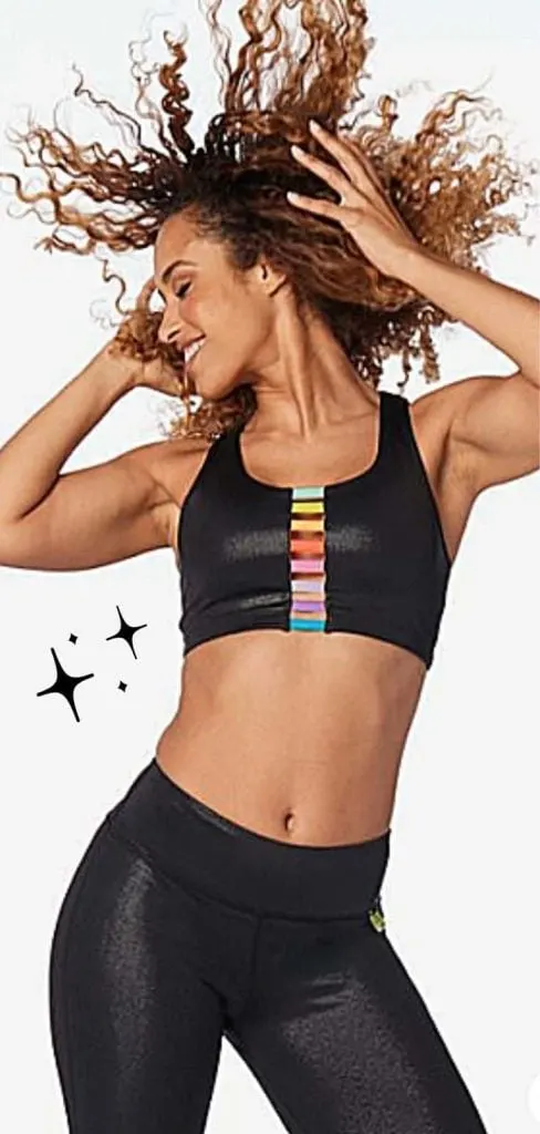 zumba class sports bra legging outfit