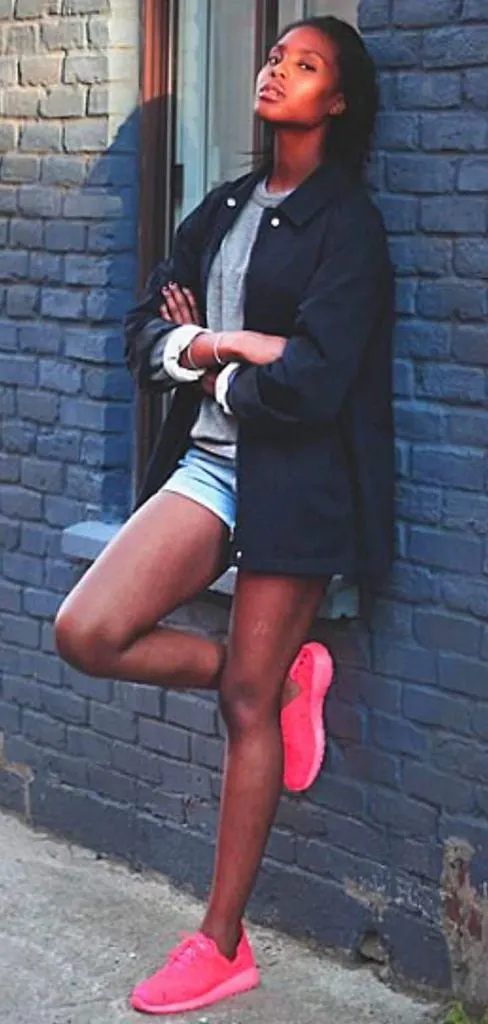 what to wear pink sneakers