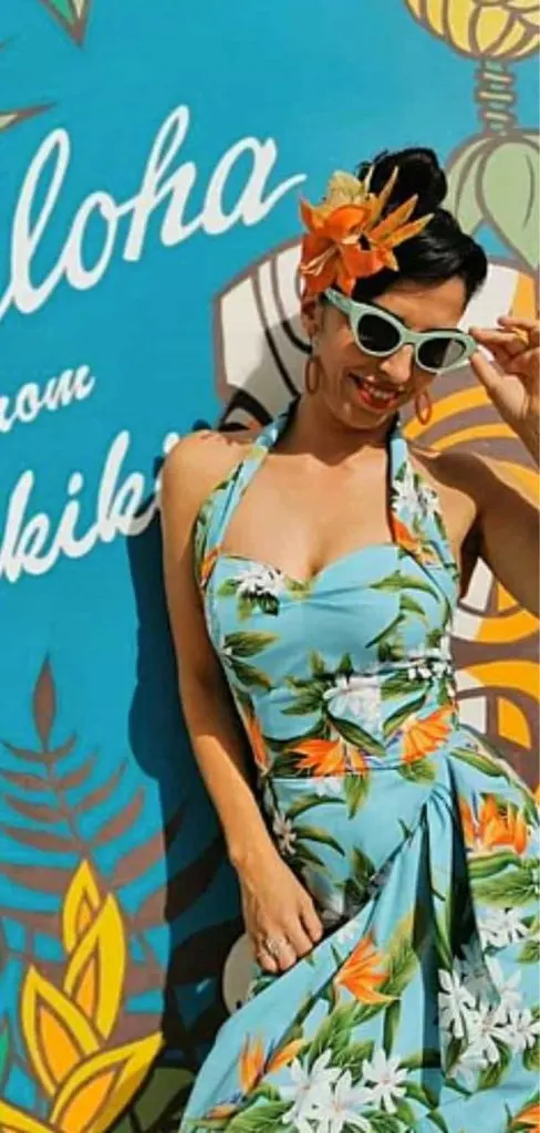 Tiki party outfit idea