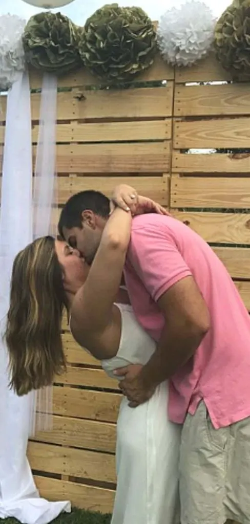 WHAT To wear engagement BBQ party