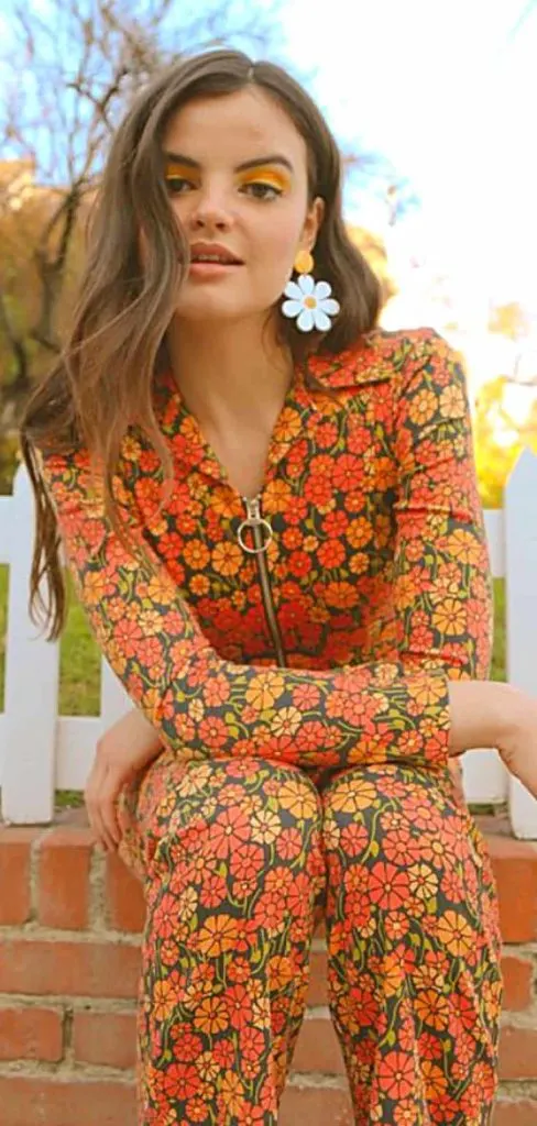 RETRO JUMPSUIT OUTFIT