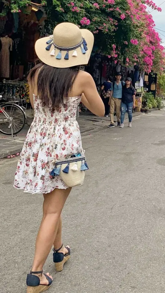 what to wear with wedge sandals