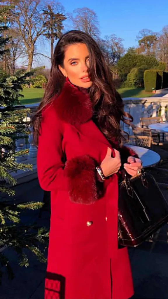 red dress classy color