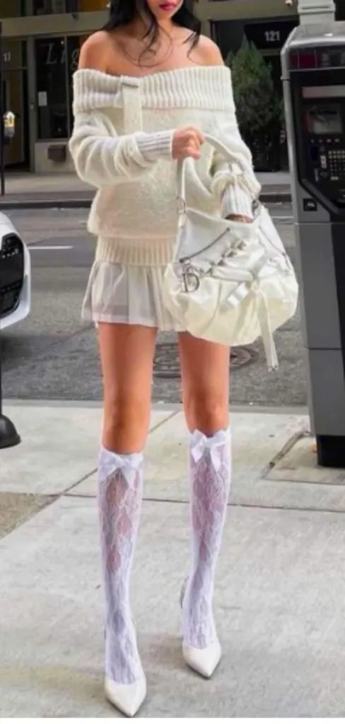 white knee high socks outfit