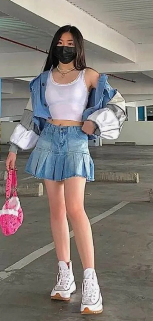 effortless chic denim skirt and white sneakers 