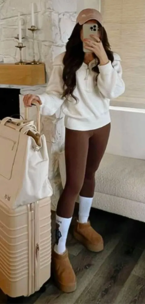 Lululemon outfit and UGG