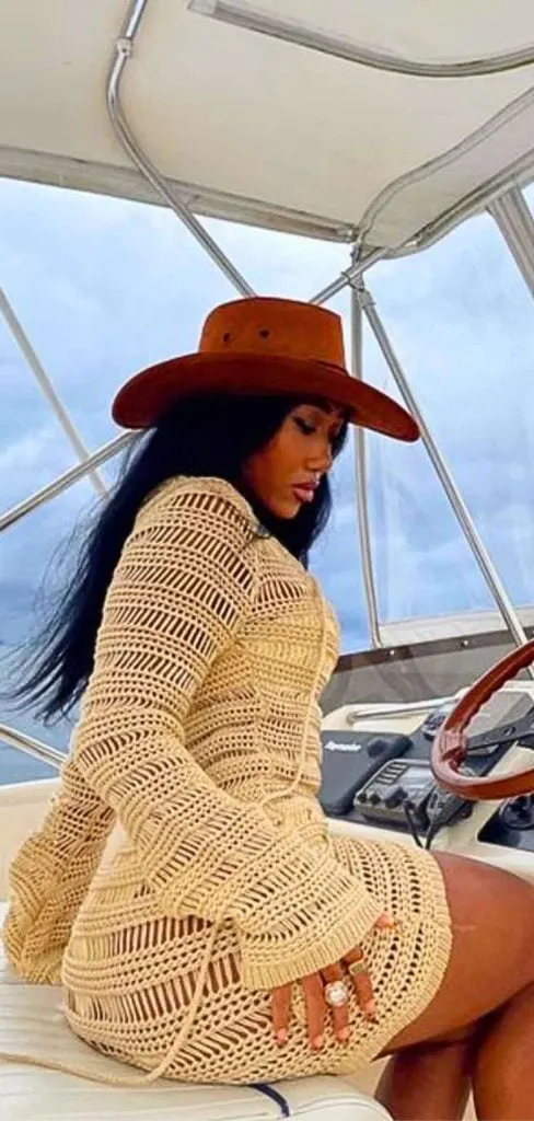 what to wear boat cruise