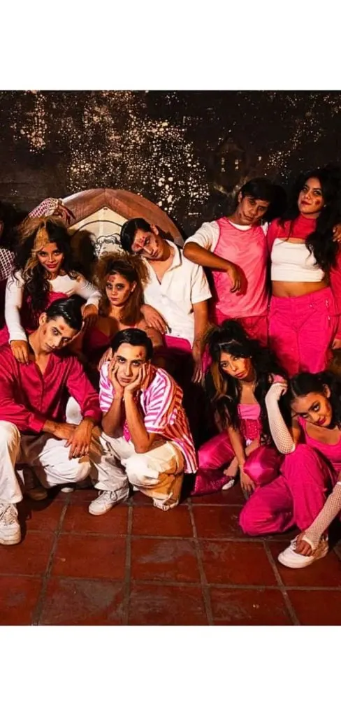 baile sorpresa outfits