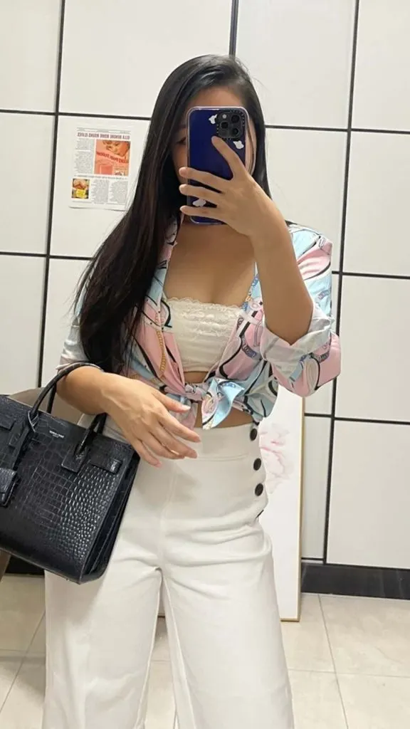 white jeans cruise trip