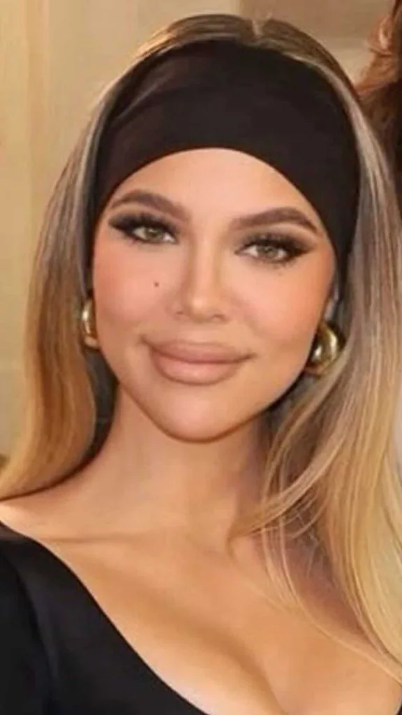 thick headband and hoop earrings