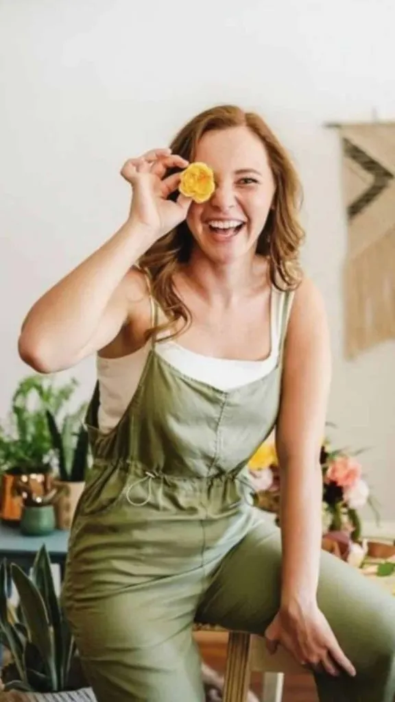 apron florist outfits