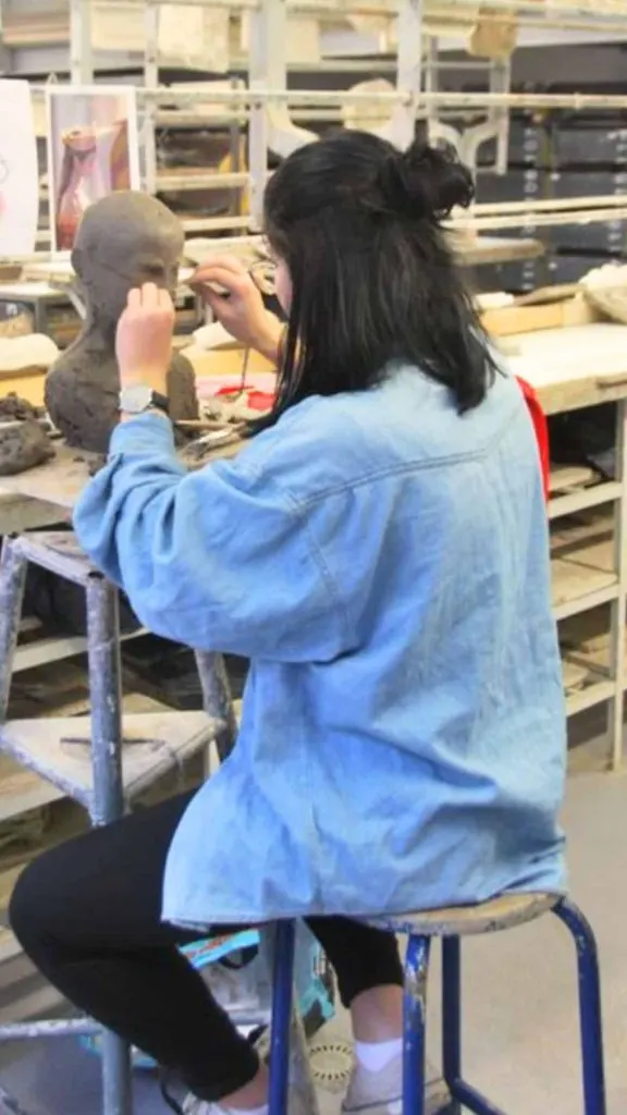 what to wear clay class